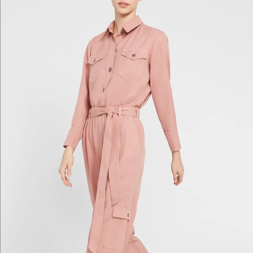 Alice and Olivia jumpsuit. Missing belt.